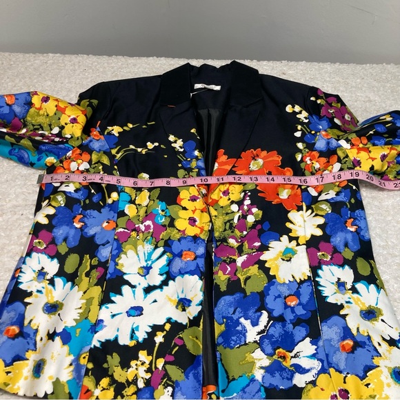 Beautiful ERIN‎ floral dress jacket - Picture 7 of 16